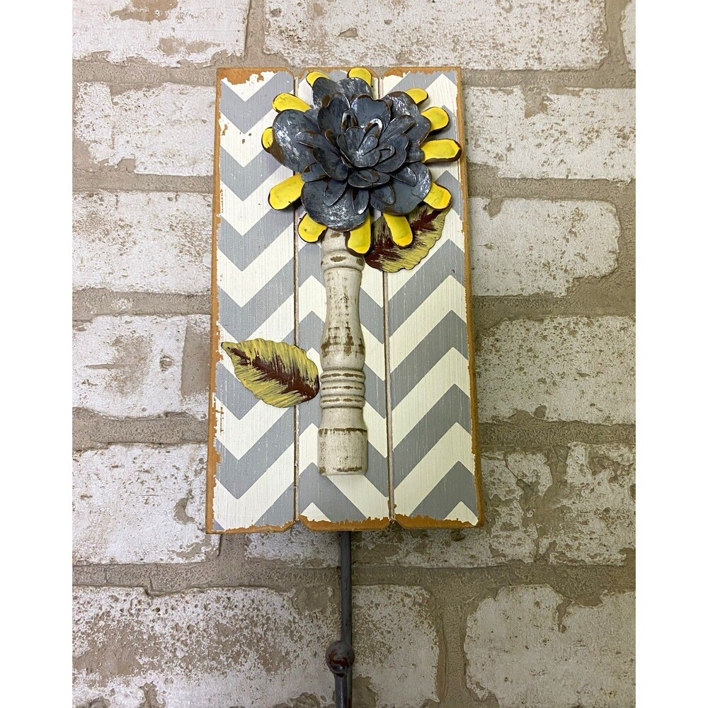 Hobby Lobby Home Accents Farmhouse Chevron Floral MDF/Metal Key Hook 12x7"